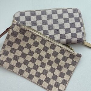 Wallet & zip pouch